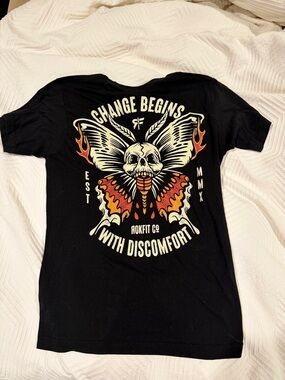 Rokfit Black Graphic Tee - 'Change Begins With Discomfort' Size M